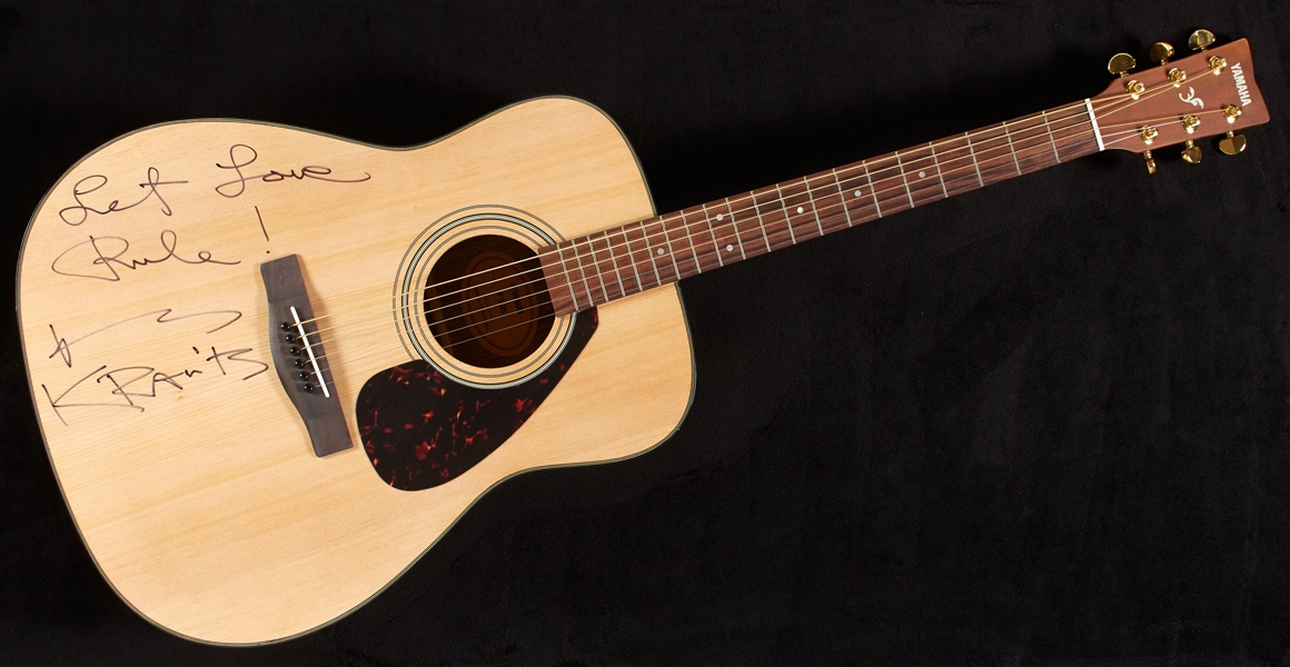 Lenny Kravitz Signed Yamaha Acoustic Guitar (BAS)