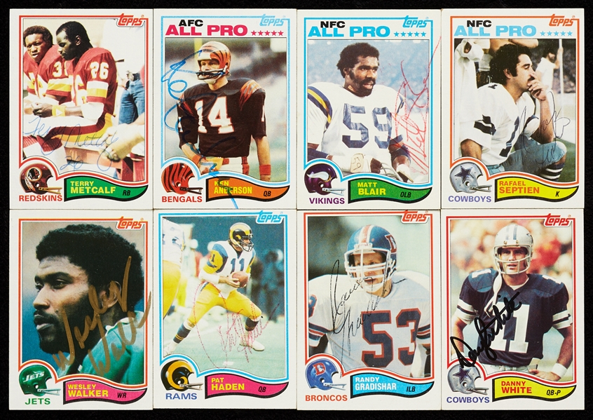 Signed 1982 Topps Football Group (44)
