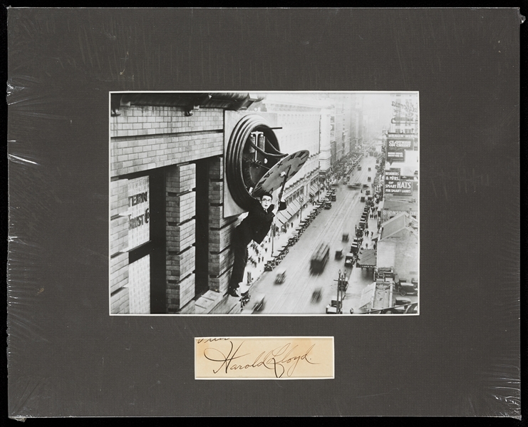 Harold Lloyd Cut Signature Display (BAS)