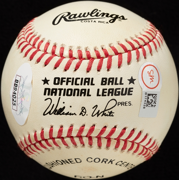 Hank Aaron & Willie Mays Dual-Signed ONL Baseball (JSA)