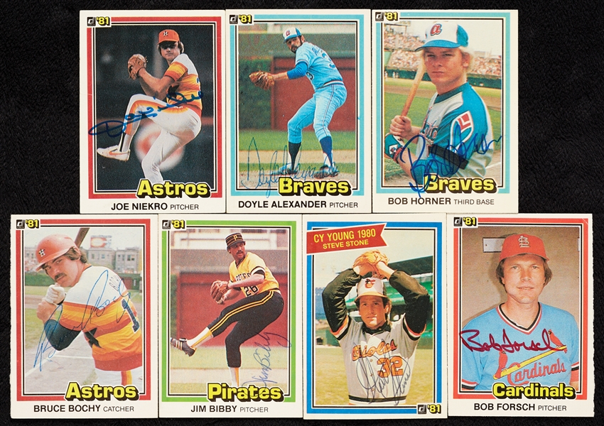 Signed 1981 Donruss Baseball Card Collection (194)