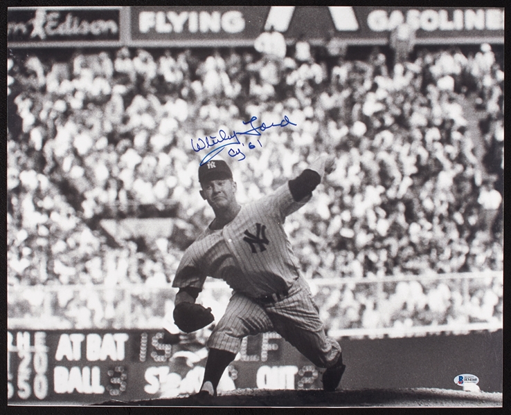 Whitey Ford Signed 16x20 Photo Cy '61 (BAS)