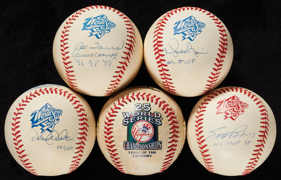 1998-99 NY Yankees Signed Baseball Display with Jeter, Rivera, Torre, Brosius (Steiner) (4)