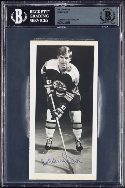 Bobby Orr Signed 3.75x6.5 Photo (BAS)