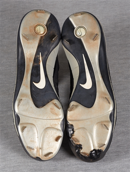 Matt Garza 2008 Game-Used & Signed Nike Cleats Pair (2) Inscribed Game Used '08