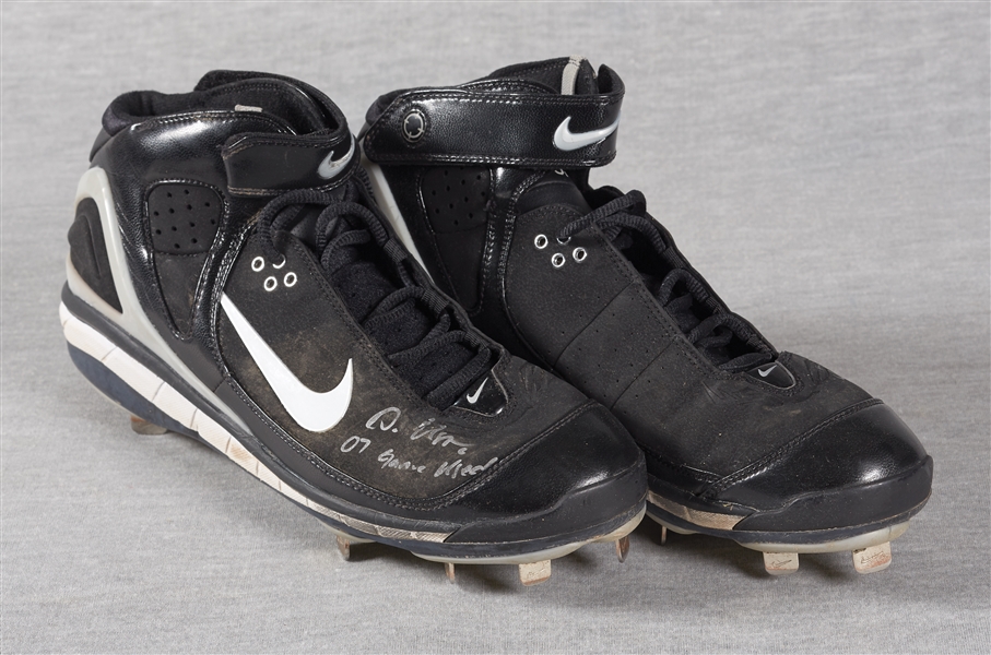 Dan Uggla 2007 Game-Used & Signed Nike Cleats Pair (2) Inscribed 07 Game-Used