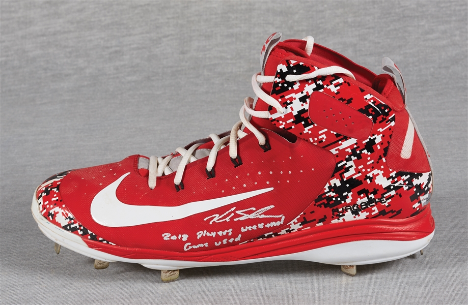 Kyle Schwarber 2018 Game-Used & Signed Cleats Inscribed 2018 Players Weekend Game Used (Fanatics)