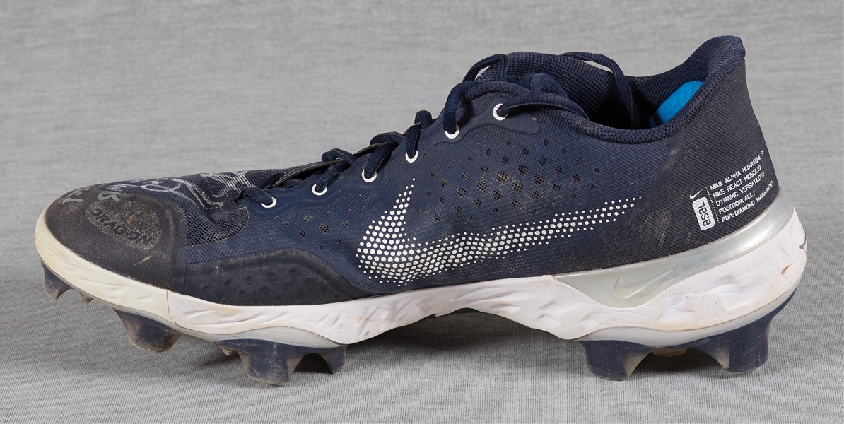 Anthony Rizzo 2022 Game-Used & Signed Nike Cleats 3 HRs, 4-26-22, Game Used (MLB) (Fanatics)