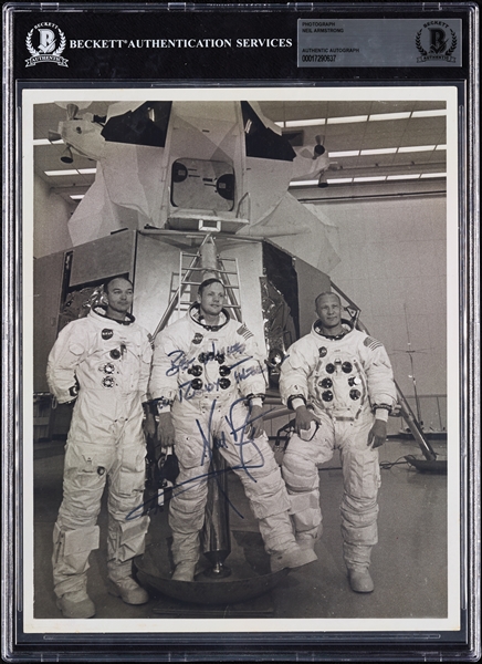 Neil Armstrong Signed Original NASA 8x10 Photo (BAS)