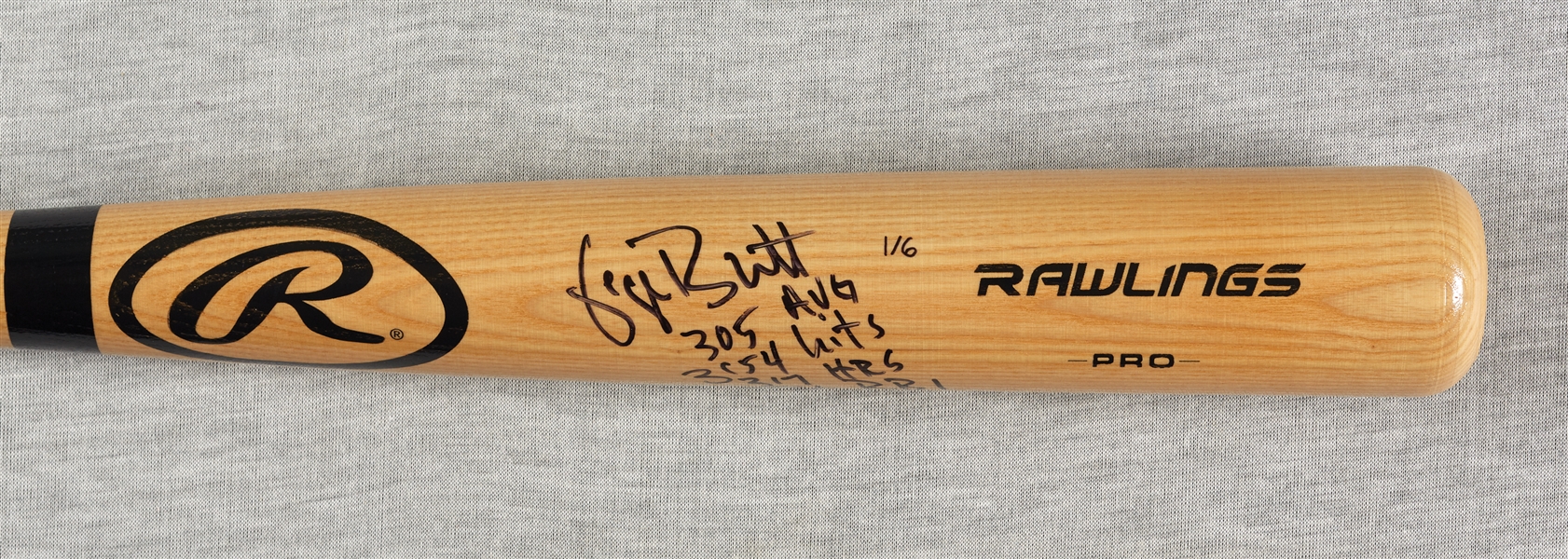 George Brett Signed Rawlings Bat with Multiple Inscriptions (1/6) (MLB) (Fanatics)