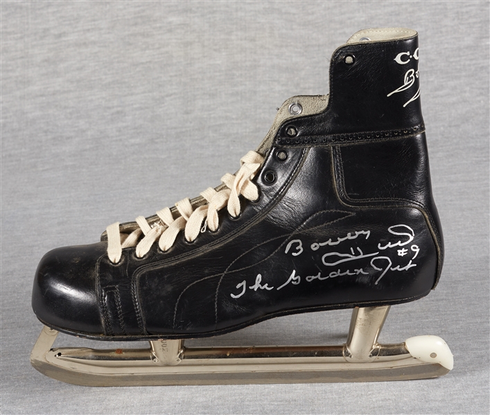 Bobby Hull Signed Hockey Skate, Jersey & Puck Combo (3)