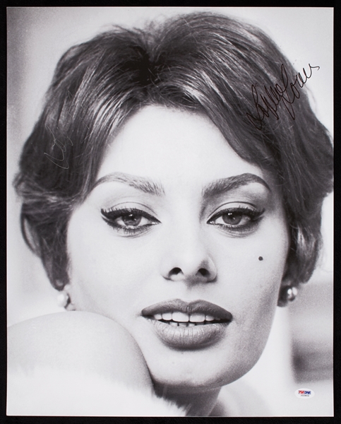 Sophia Loren Twice-Signed 16x20 Photo (PSA/DNA)